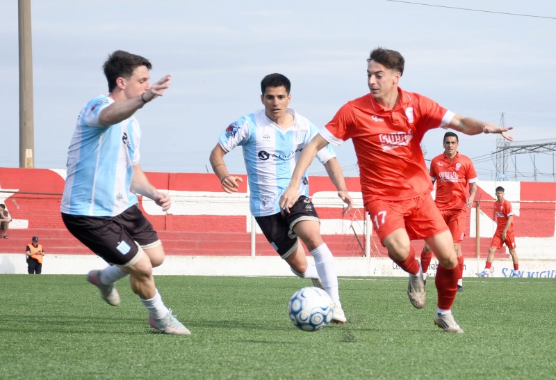 Estudiantes a cuartos, Ferro se complic� y Loma qued� eliminado